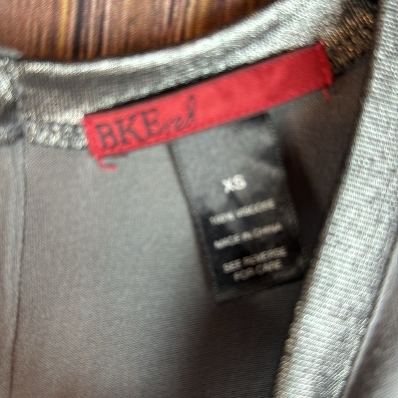 BKE Metallic Gray Tank- XS - Picture 4 of 7